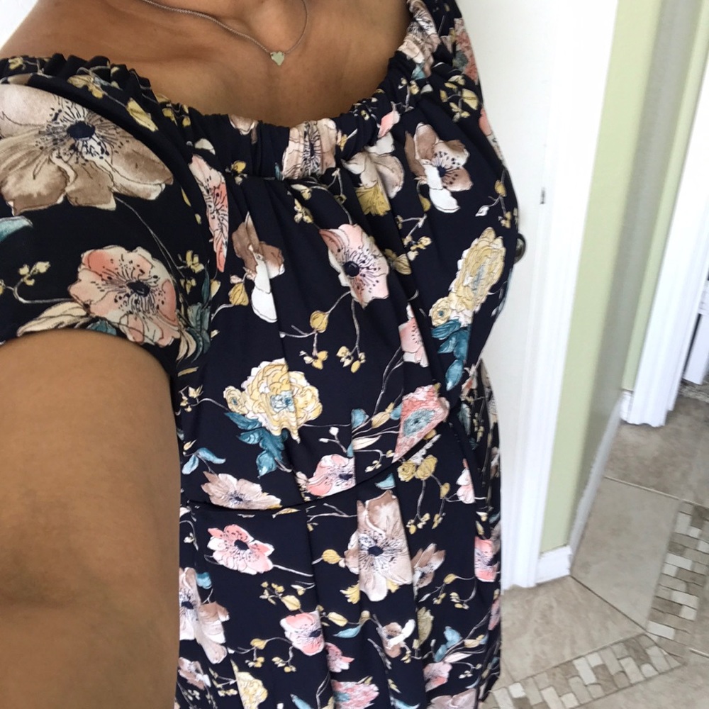 Spring dress - Picture 2 of 2